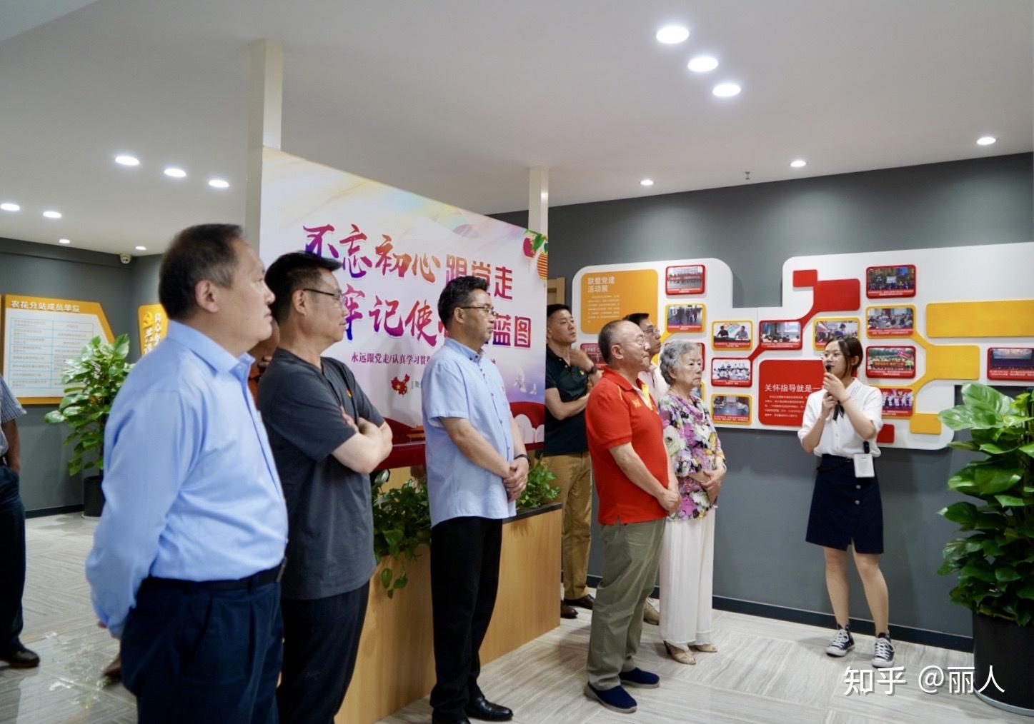 雨花街道交通优化提升居民出行体验新闻报道